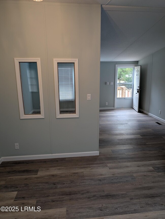 5 Jillfer Ln in Bluffton, SC - Building Photo - Building Photo