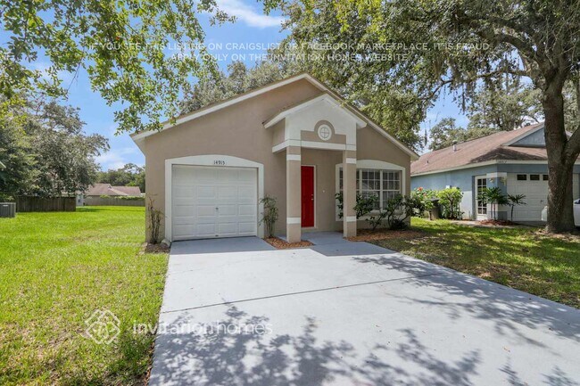 14915 Stag Run Cir in Lutz, FL - Foto de edificio - Building Photo