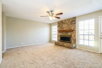 908 Blue Ridge Dr in Burleson, TX - Building Photo - Building Photo