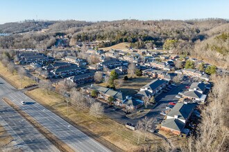 Hickory Hills Condominiums in Ashland City, TN - Building Photo - Building Photo