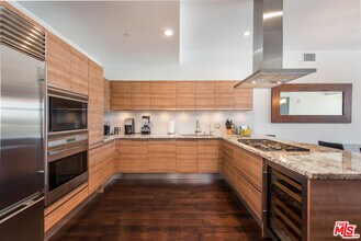 3111 Vía Dolce in Marina Del Rey, CA - Building Photo - Building Photo