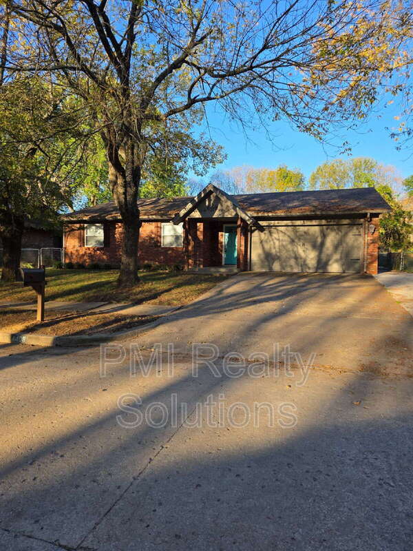 4408 S Butternut Ave in Broken Arrow, OK - Building Photo - Building Photo