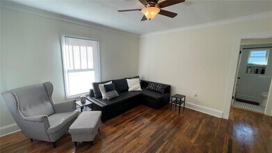 3503 7th Ave W, Unit 2nd floor apt. 1 in Bradenton, FL - Building Photo - Building Photo