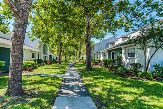 The Palms at Casselberry in Casselberry, FL - Foto de edificio - Building Photo