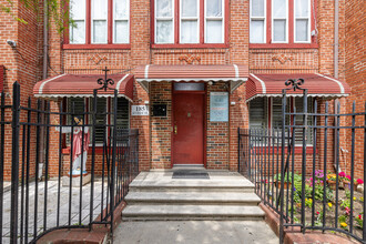 185 Suydam St in Brooklyn, NY - Foto de edificio - Building Photo