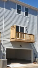 Room in Townhome on Tears Ln in Charlotte, NC - Building Photo - Building Photo