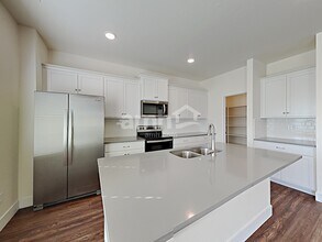 9433 W Hiden Stream St in Star, ID - Building Photo - Building Photo