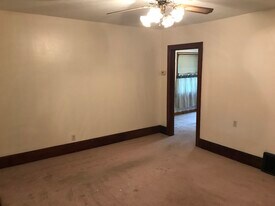 4351 Dover Center Rd in North Olmsted, OH - Building Photo