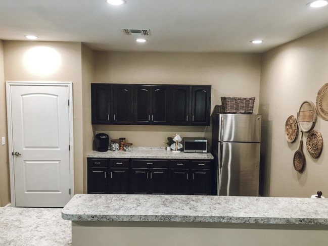 Oak Trails Senior Housing in San Angelo, TX - Foto de edificio - Building Photo
