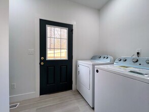 2435 Adams Ave in Knoxville, TN - Building Photo - Building Photo