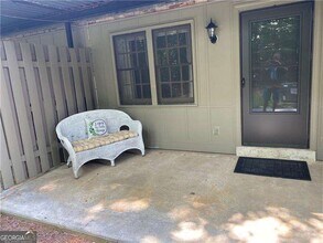 3095 Colonial Way in Chamblee, GA - Building Photo - Building Photo