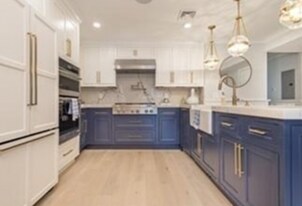 150 Athens St, Unit 6 in Boston, MA - Building Photo