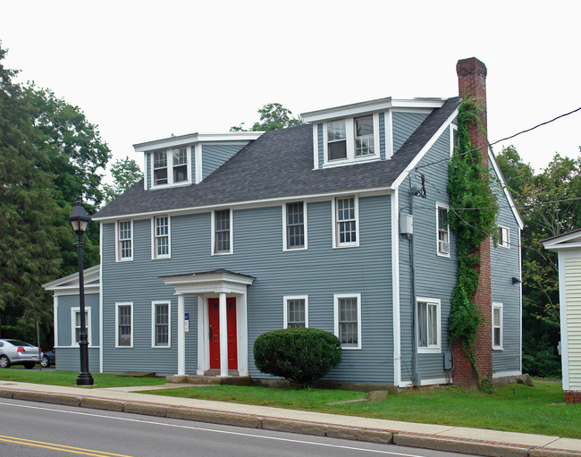 25-27 Main St in Durham, NH - Building Photo - Building Photo