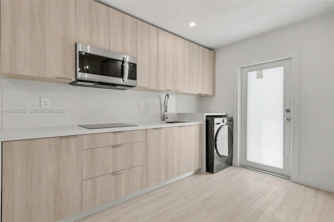 55 SW 13th St