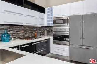 1217 Horn Ave in West Hollywood, CA - Building Photo - Building Photo