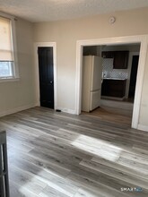 57 Blue Hills Ave in Hartford, CT - Building Photo - Building Photo