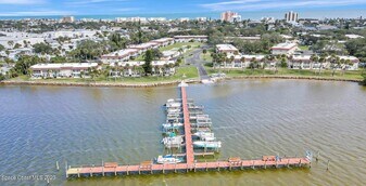 171 Cape Shores Cir in Cape Canaveral, FL - Building Photo