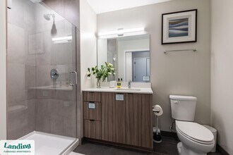 4611 N Broadway in Chicago, IL - Building Photo - Building Photo