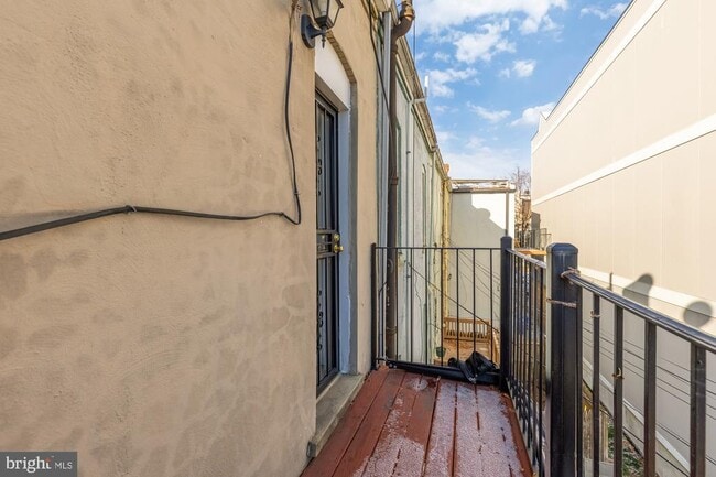 1033 5th St NE in Washington, DC - Building Photo - Building Photo