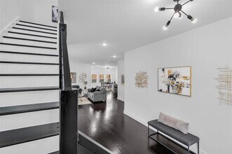 407 Dubois Ave in Dallas, TX - Building Photo - Building Photo