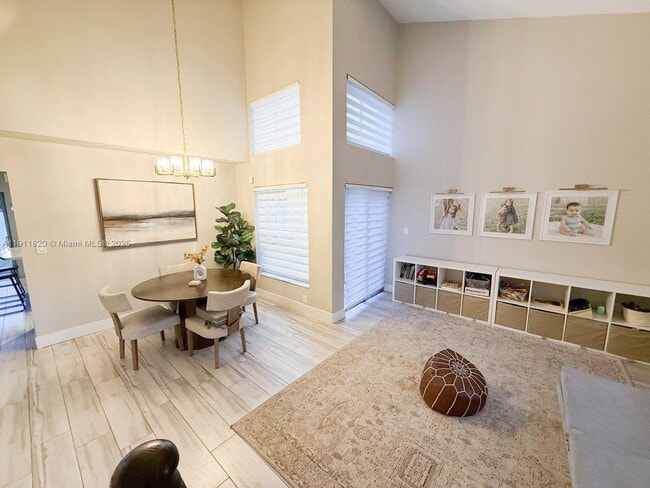 1229 NW 125th Terrace in Sunrise, FL - Building Photo - Building Photo