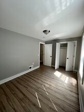 26 Yale Ave, Unit 2R in Jersey City, NJ - Building Photo - Building Photo