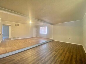3614 31st St in Lubbock, TX - Building Photo - Building Photo