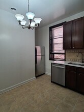 1533 W Highland Ave in Chicago, IL - Building Photo - Building Photo