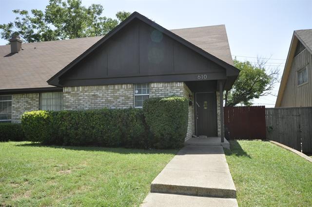 7610 Thistle Ln in Dallas, TX - Building Photo