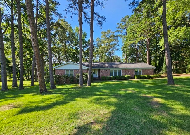 property at 175 Bluff View Dr