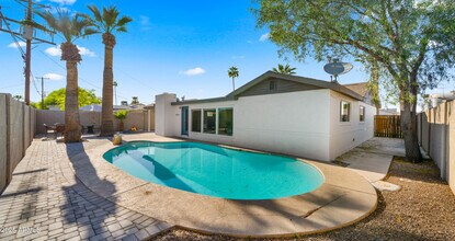 6907 E Portland St in Scottsdale, AZ - Building Photo - Building Photo