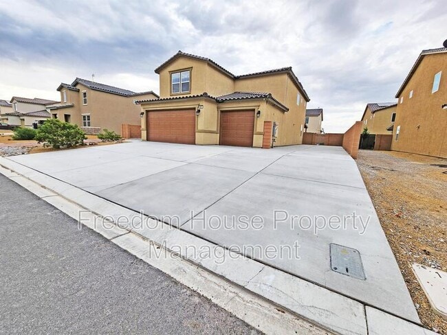 3821 E Weld Ave in Pahrump, NV - Building Photo - Building Photo