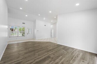 9718 Lancaster Pl in Boca Raton, FL - Building Photo - Building Photo