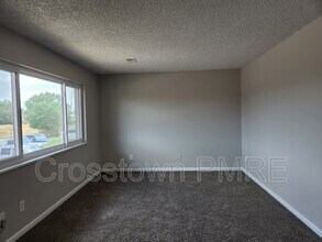306 W Union Ave in La Salle, CO - Building Photo - Building Photo