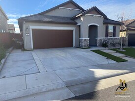 160 Hermosa Ct in Lincoln, CA - Building Photo