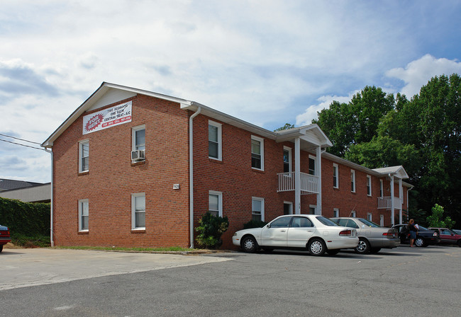 Arden Manor in Clemmons, NC - Building Photo - Building Photo