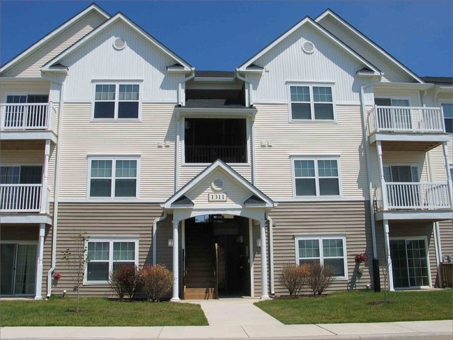 Woodbridge Commons Apartments in Edgewood, MD - Building Photo - Building Photo