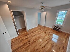 8 Wilson St, Unit 2 in East Rockaway, NY - Building Photo - Building Photo