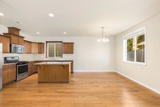 33 161st Pl SE in Bothell, WA - Building Photo - Building Photo