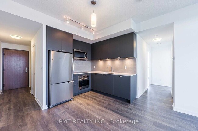 56-2756 Forest Manor Rd in Toronto, ON - Building Photo - Building Photo