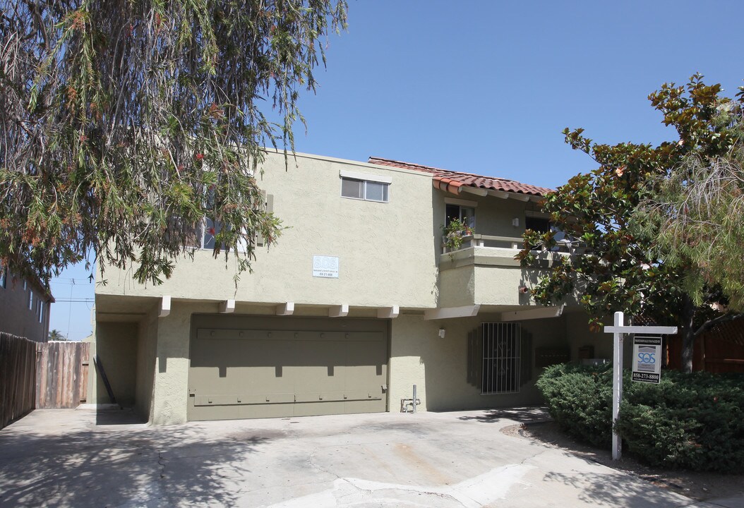 4368 WILSON Ave in San Diego, CA - Building Photo