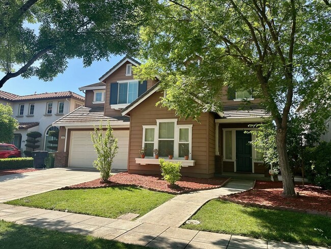property at 552 W Cancion Ct