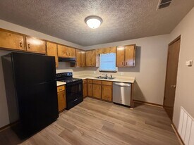 101 Cooper Springs Ct in Athens, GA - Building Photo