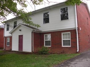 Newport Apartments in Louisville, KY - Building Photo - Building Photo