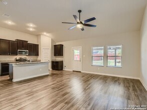 11518 Biddle Heights in San Antonio, TX - Building Photo - Building Photo