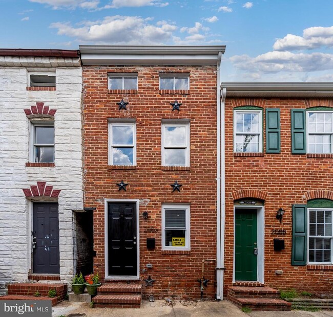 property at 2006 Spark Ct