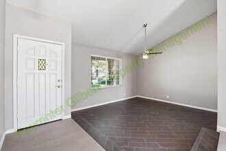 341 E Tremaine Ave in Gilbert, AZ - Building Photo - Building Photo