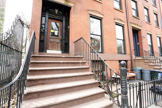 238 Degraw St in Brooklyn, NY - Foto de edificio - Building Photo