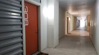 1111 S Akard St in Dallas, TX - Building Photo