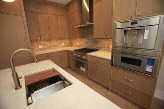 1029 N Winchester Ave in Chicago, IL - Building Photo - Building Photo